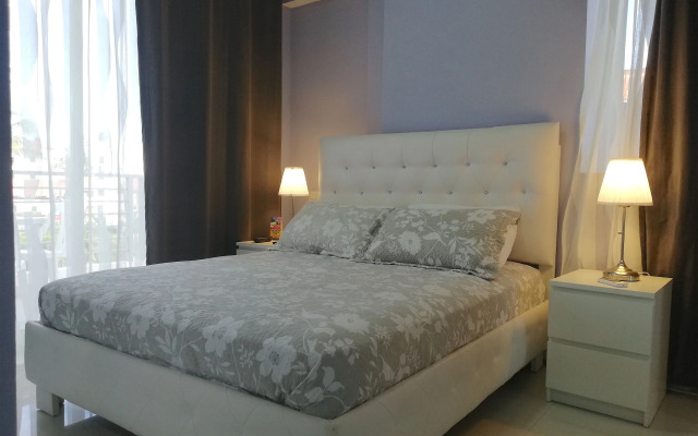 Coral Suites Beach Club & Spa