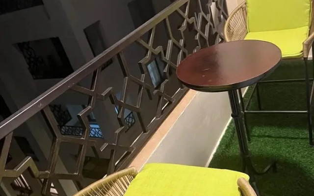 Moon Valley Dubai Style Apartments by Bliss Haven