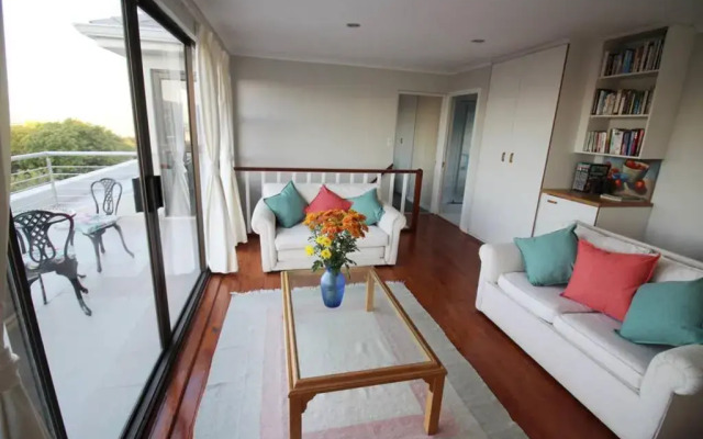 Harbour View Apartment