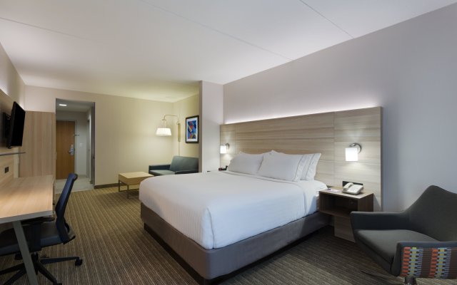 Holiday Inn Express Hotel & Suites Tavares - Leesburg by IHG