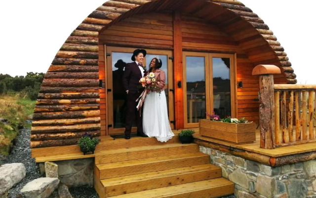 Tollymore Luxury log cabins