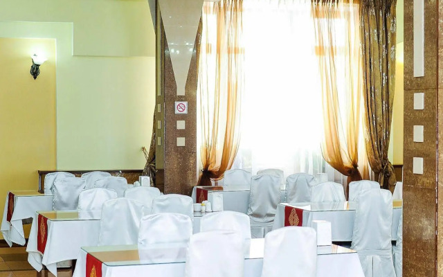 Dostyk Hotel
