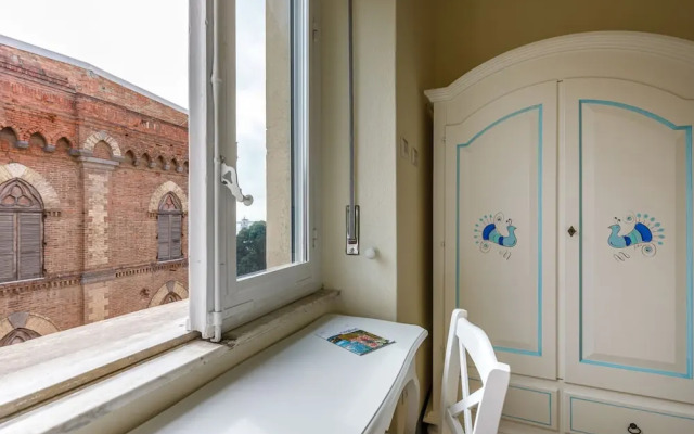 Onlyrooms IV - Sea View & Free Parking