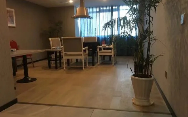 Huicheng Hotel