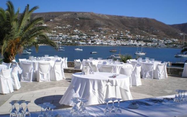 Parian Village Beach Hotel - Adults Only