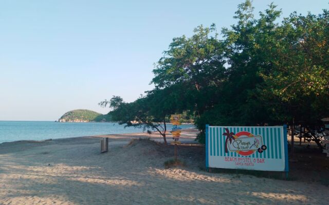 Playa del Ritmo Beach Hostel & Bar