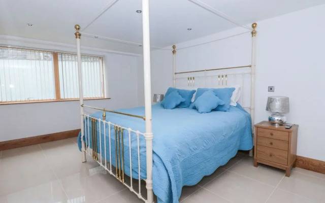 Beach House Apartment