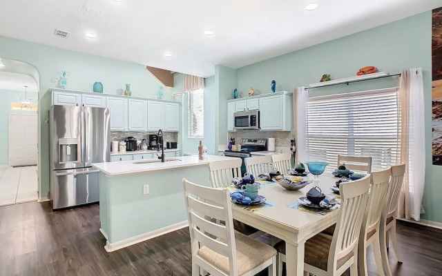 Under The Sea Vacation Pool Spa Home