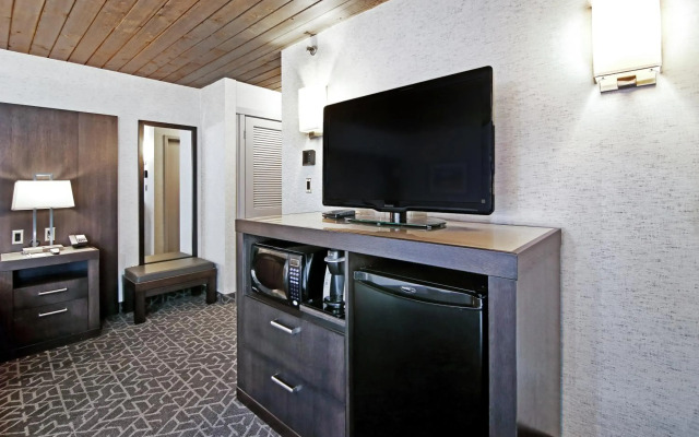 Best Western Plus Banff International Lodge