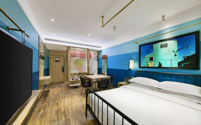 Xique Yujia CC Hotel (Anyang Wenchang Avenue Institute of Technology)