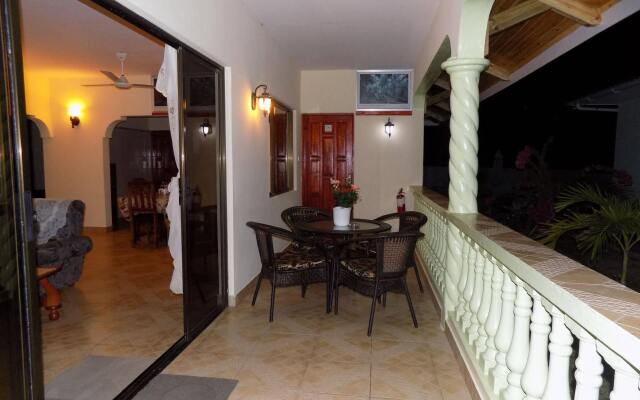 Green Palm Self Catering and Chalets