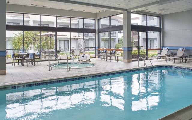 Courtyard Detroit Troy