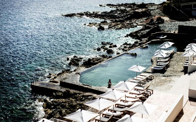 Les Roches Rouges, a Beaumier hotel