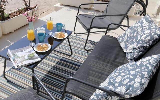 Studio Apartman Karlita