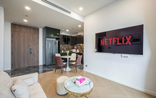 The Lumiere Luxury Citypoint ANGIA