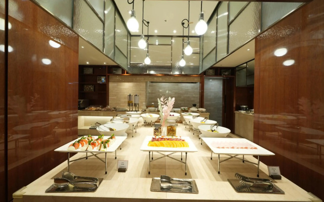 Crown Park Hotel