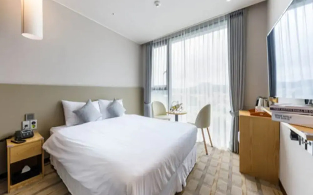 Shin Shin Hotel Cheonjiyeon