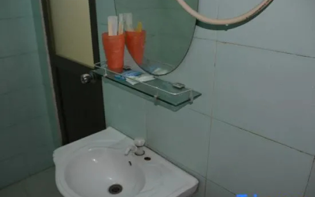 Gaozhou Yanjiang San Hotel