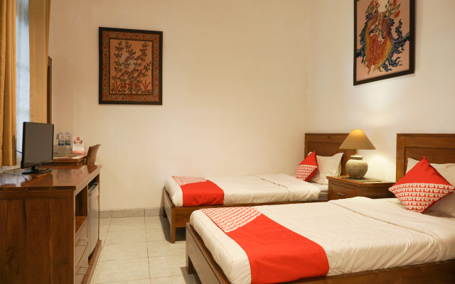 OYO 244 Griya Cemara Homestay