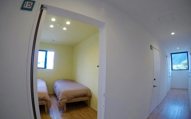 Amamiian Style Pension Green Hill