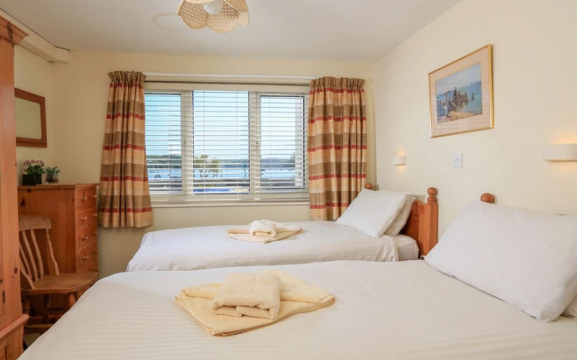 3 The Salcombe