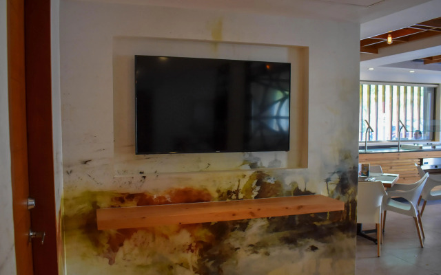 Ambiance Suites Cancun