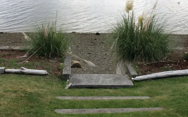 Bercot Beach Cottage