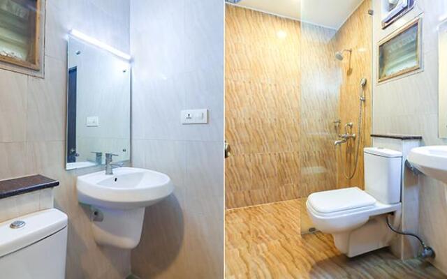 Fabhotel Nera Regency