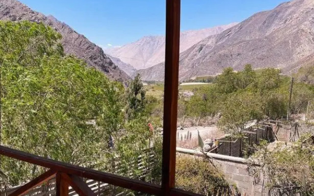 Hostal AlYaras