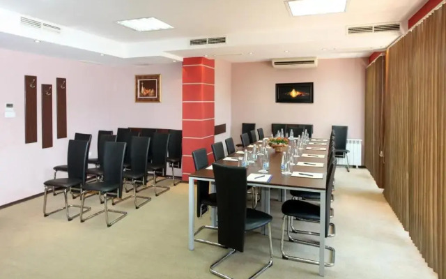 Contessa Hotel