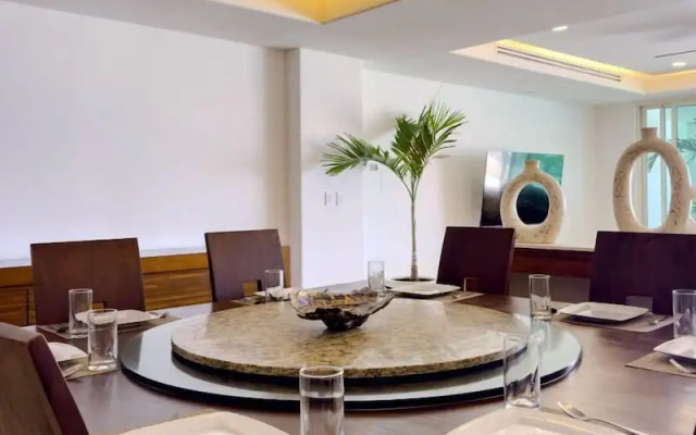 Apartamento Espacioso con Vista al Mar