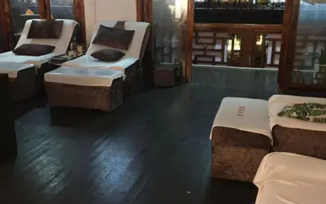 Phoenix Yue Slow River View Inn