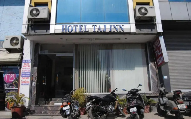 hotelImage
