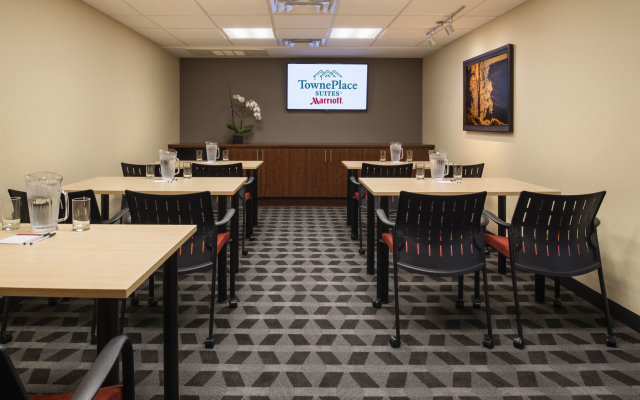 Towneplace Suites by Marriott Red Deer