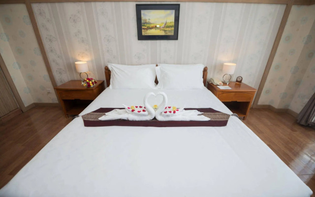Sky Star Hotel
