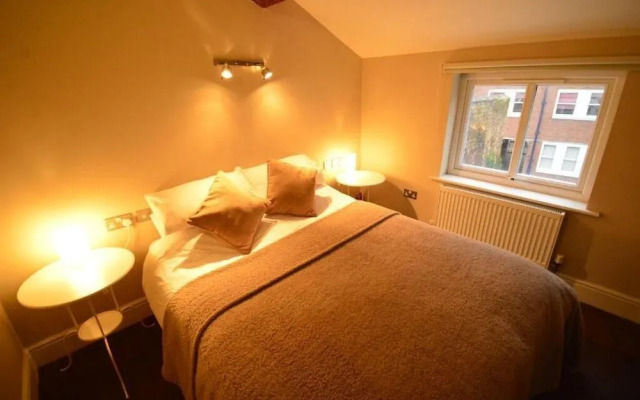 FG Aparthotel Cannon Street