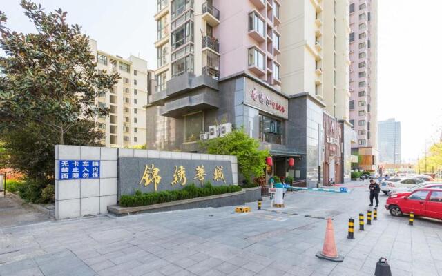 Qingdao Shinan·Qingdao Library· Locals Apartment 00156370