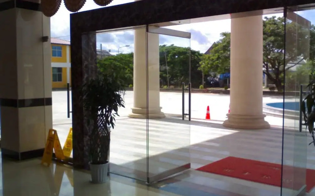 Royal Hotel Luang Namtha ' Huang Ching'
