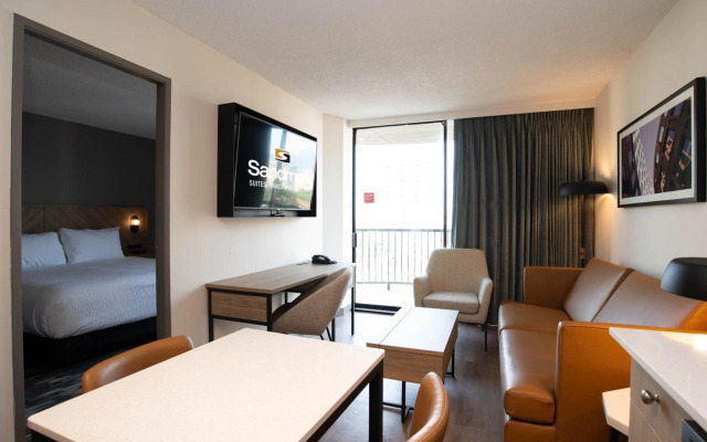 Sandman Suites Vancouver on Davie