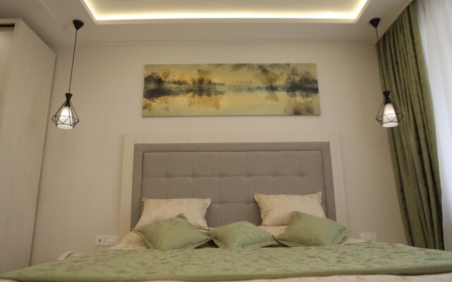 4 Room Hotel