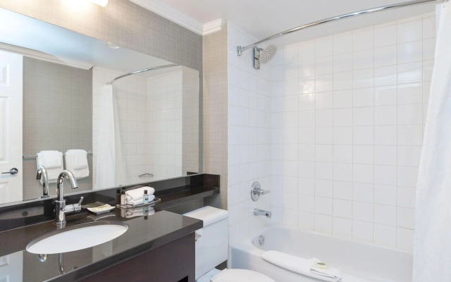 Sandman Hotel Vancouver Airport