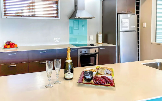 Picton Waterfront Apartments