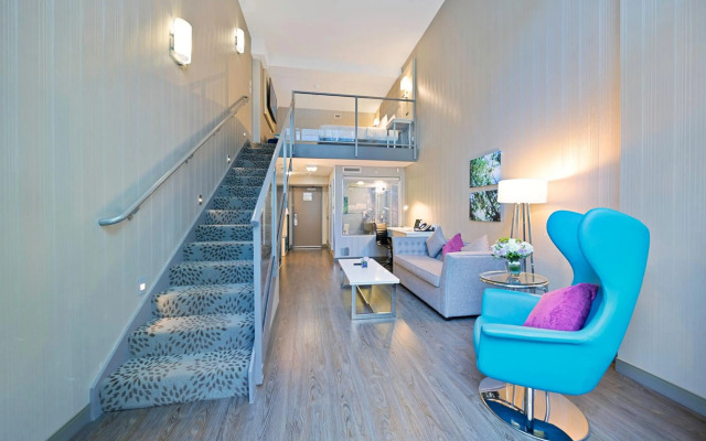 Hotel Blu Vancouver