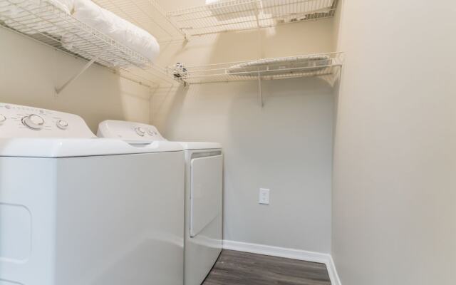 The Luxe Suites of North Atlanta