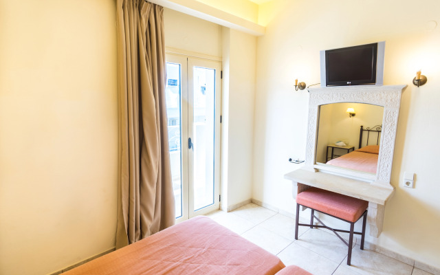 Lia Sofia Apartments