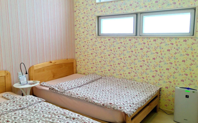 Guesthouse UmiOto Miyakojima