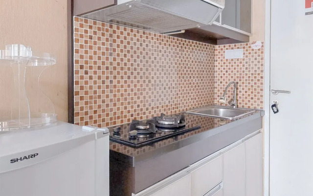 Best Place And Homey Studio Skylounge Tamansari Apartment