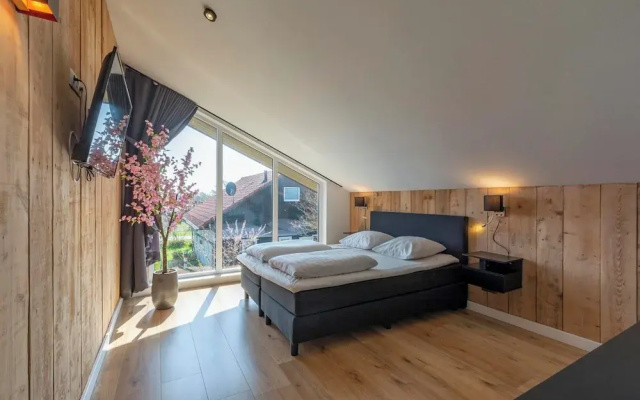 Villa Near Dutch Dunes With Sun-facing Garden