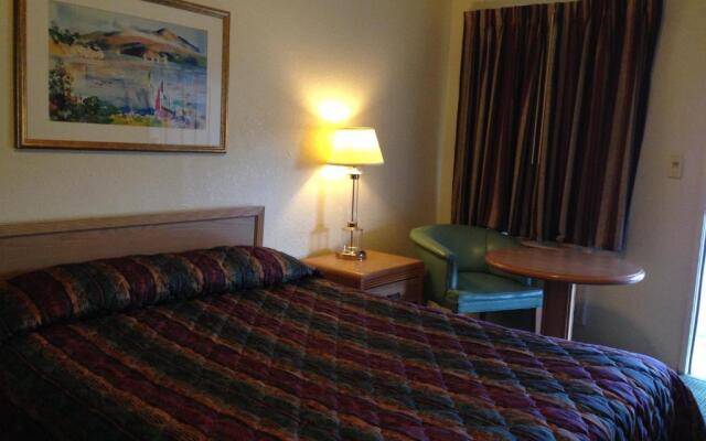 Discovery Inn