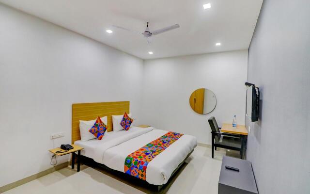 Fabhotel Premium Kashi